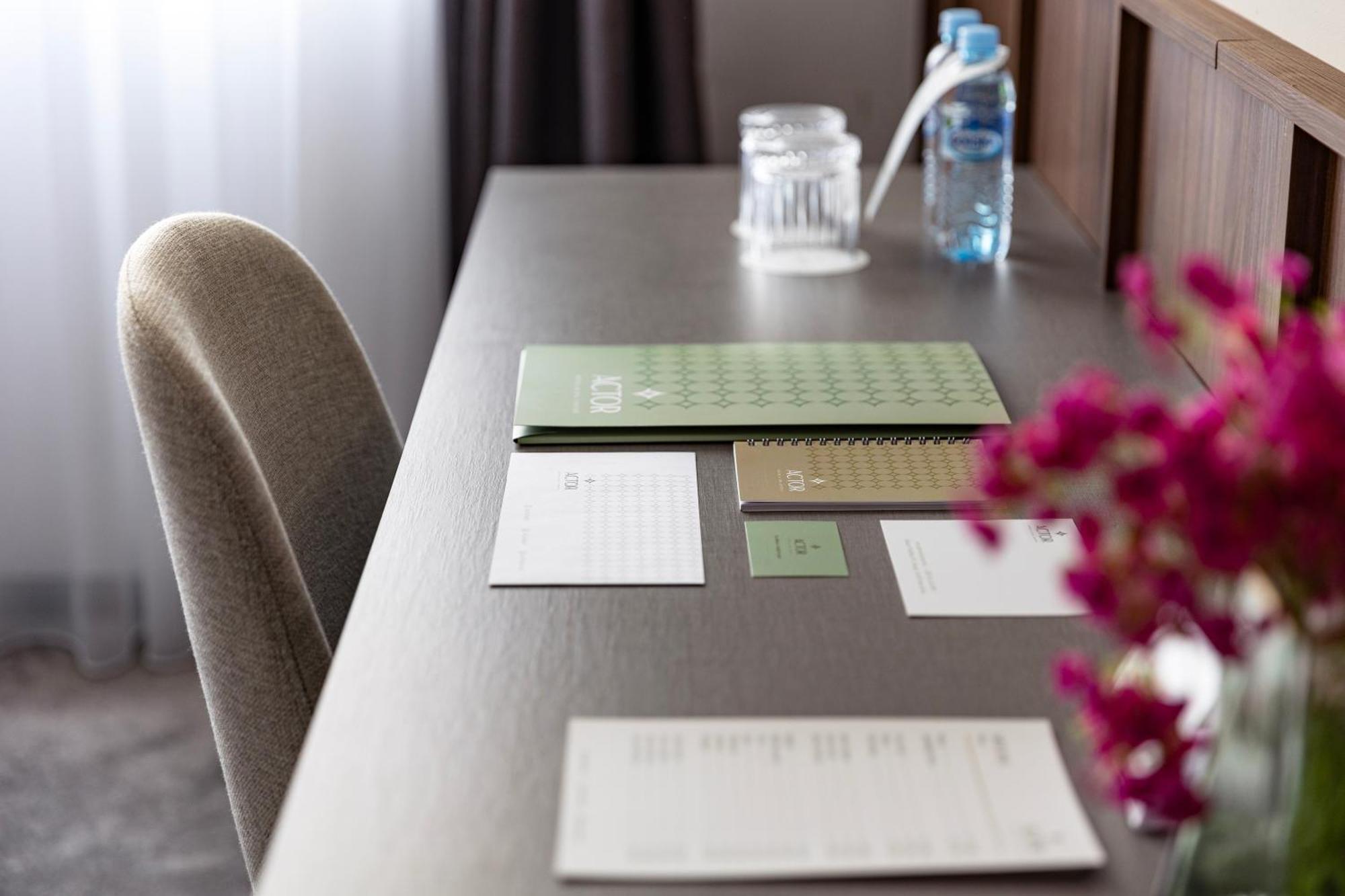 Actor Hotel Suto Orizari Ngoại thất bức ảnh