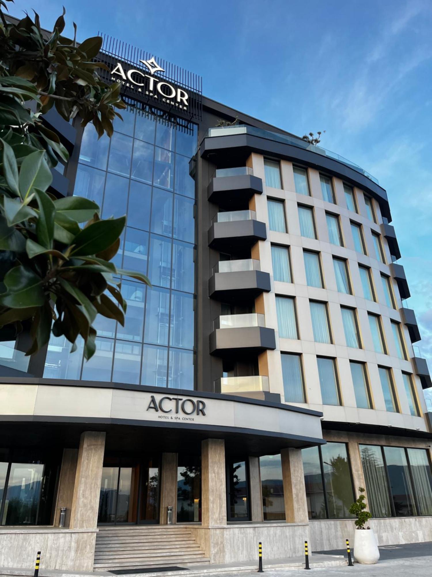 Actor Hotel Suto Orizari Ngoại thất bức ảnh